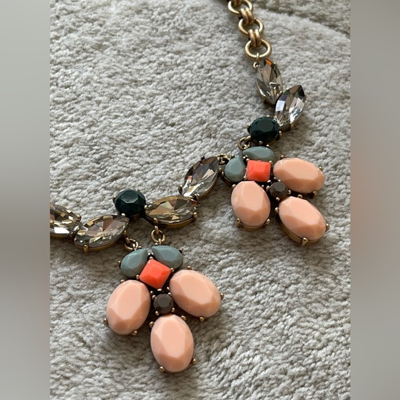 J Crew statement necklace - Picture 4 of 8